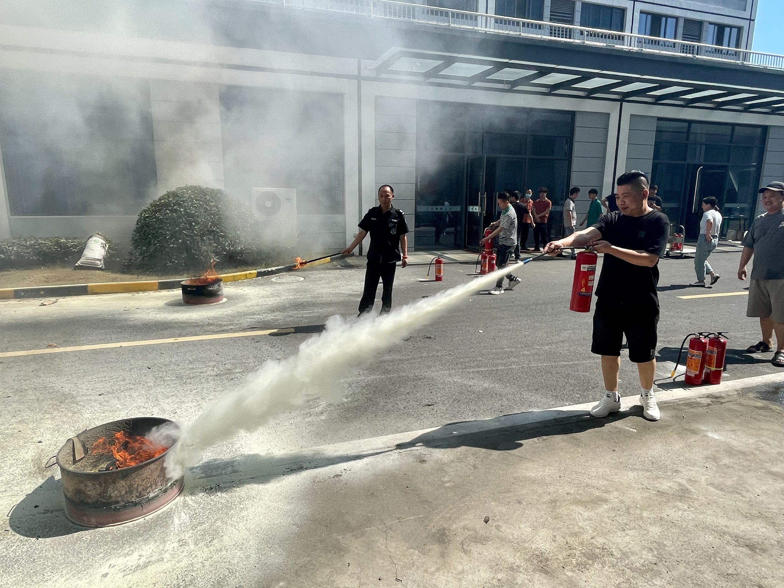 Jiefeng Launches 2025 Fire Drill to Consolidate Work Safety Defense Line